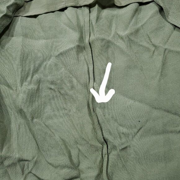 READ Aritzia Wilfred Pursuit Faux Wrap Midi Skirt Green Tulip Hem Size Small - Picture 7 of 10